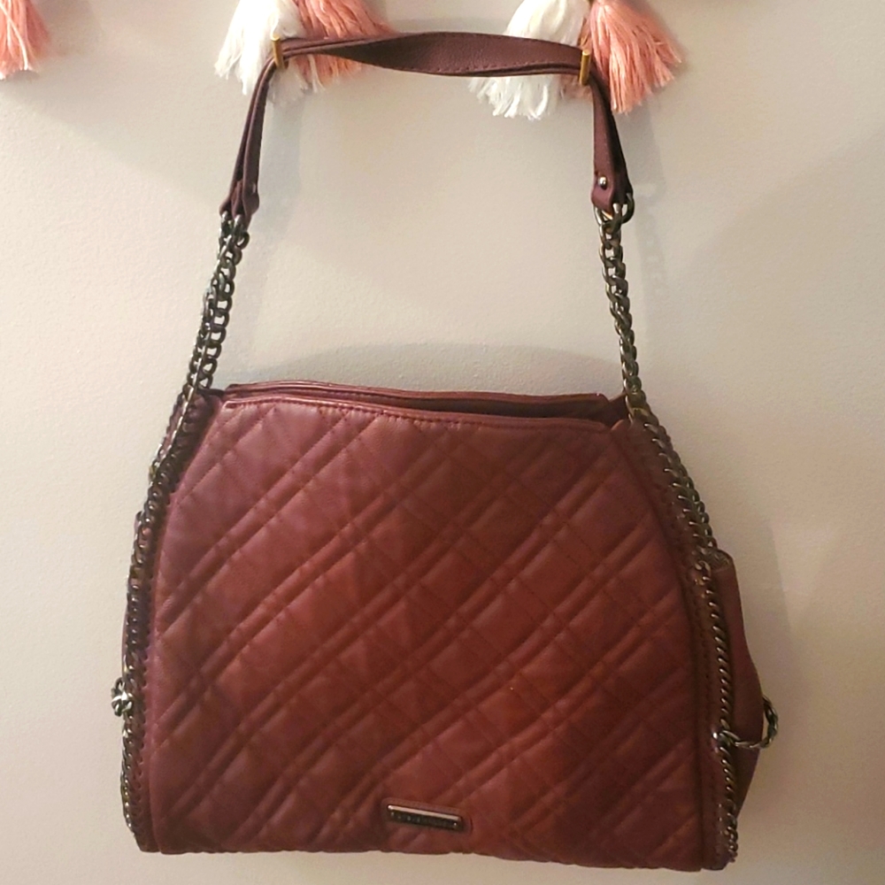 Steve madden quilted wine bag